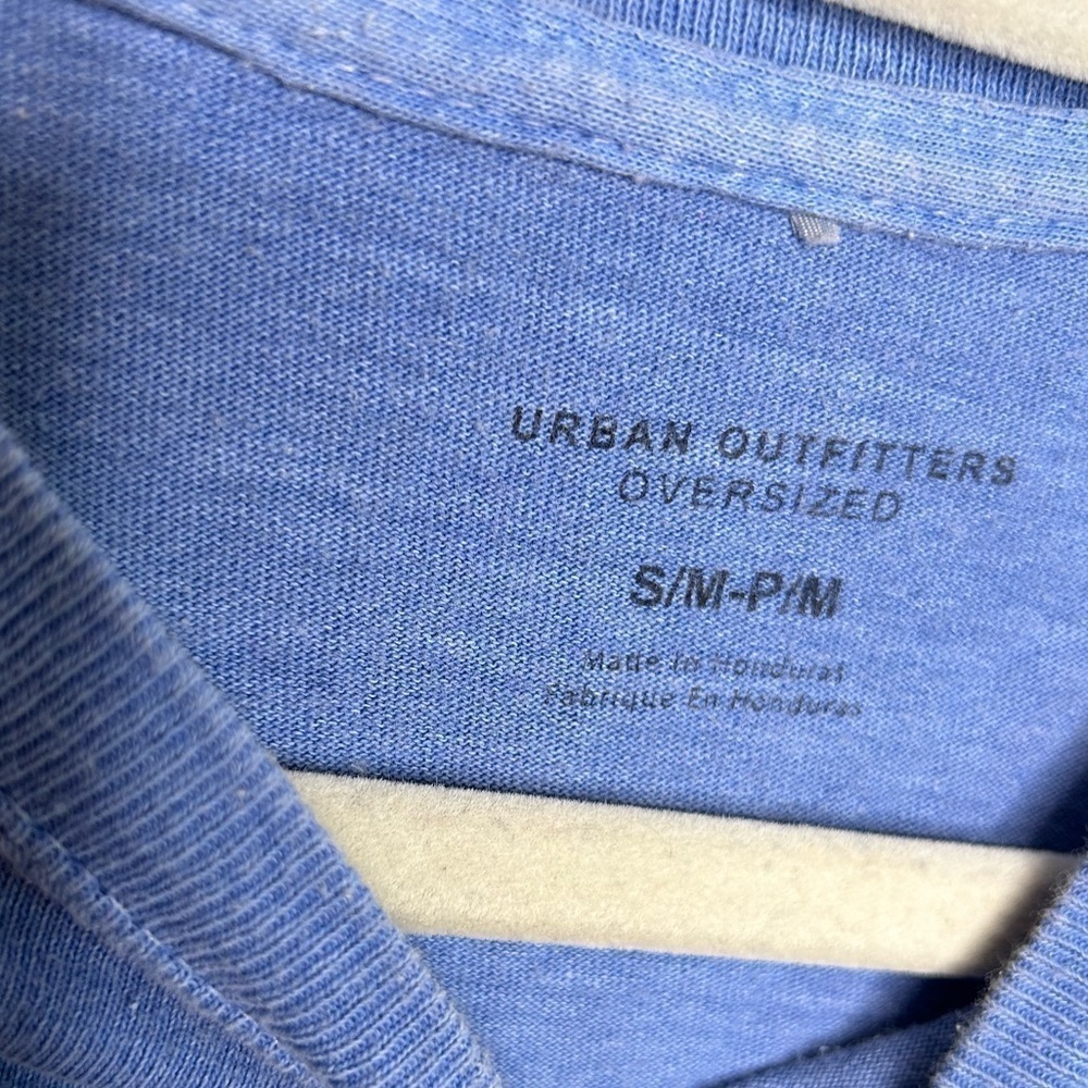 URBAN Outfitters Women's Blue Japan Mt. Fuji Oversized Shirt Size Small/Medium - Picture 5 of 6